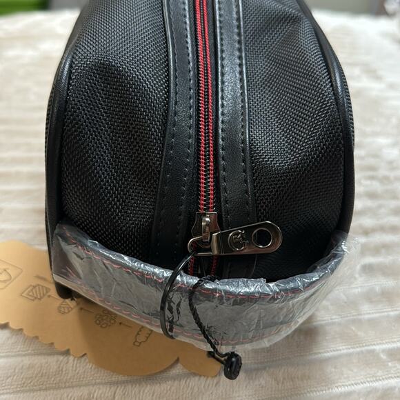 Robert Graham Hydrus Max Toiletry Bag - Picture 9 of 13